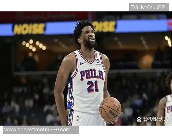 圣诞大战精彩上演篮网对决凯尔特人球迷热情高涨期待精彩表现