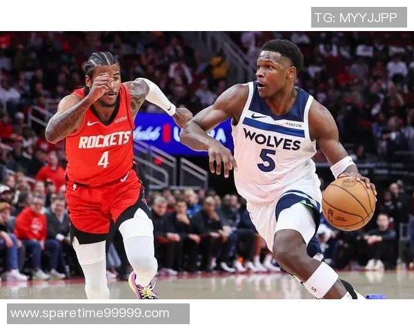 火箭队与森林狼激战四月十六日季后赛首轮精彩回顾与分析