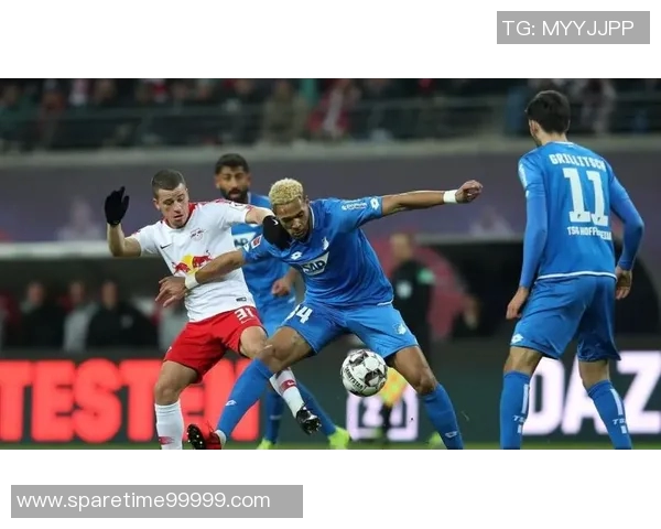 霍芬海姆主场迎战红牛球队期待精彩对决与激烈竞争 霍芬海姆主场迎战红牛球队期待精彩对决与激烈竞争