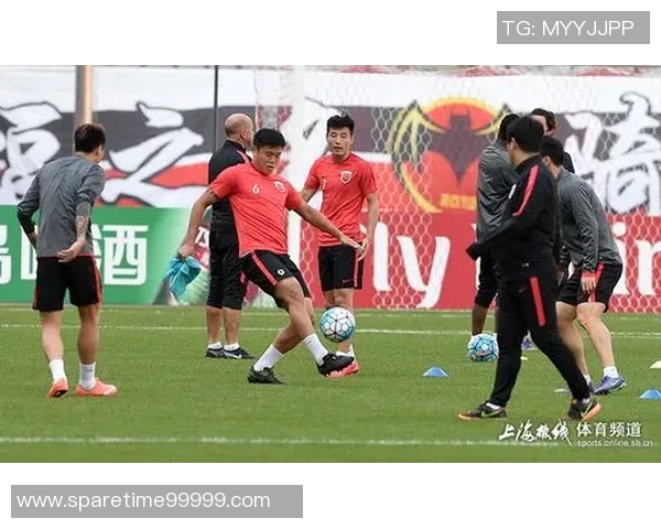 2018年上港对阵墨尔本的精彩直播回顾与赛后分析 2018年上港对阵墨尔本的精彩直播回顾与赛后分析