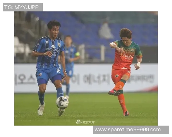 2017年蔚山现代与江原FC激战回顾及精彩瞬间分析 2017年蔚山现代与江原FC激战回顾及精彩瞬间分析
