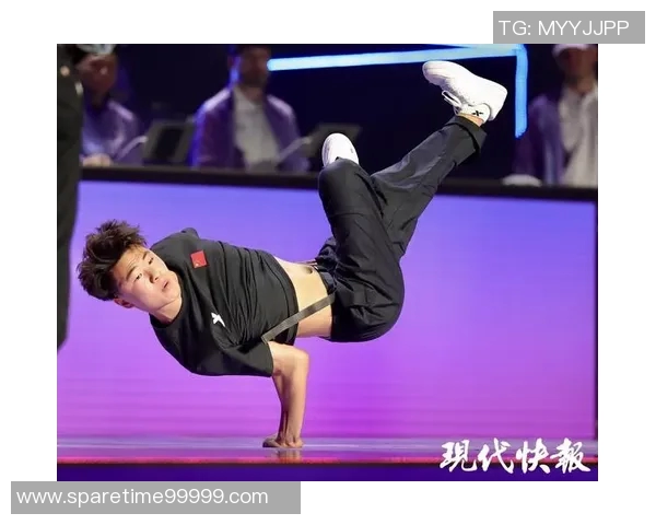 深圳攀岩队在世界街舞大赛中的灵活性表现引发热议与赞赏