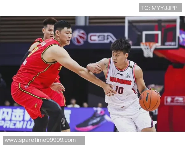 武汉篮球队速度之争引发热议球迷观点各异赛场表现成焦点 武汉篮球队速度之争引发热议球迷观点各异赛场表现成焦点