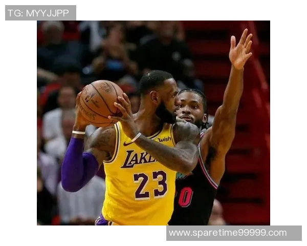 热火与湖人激战在即比分预测与分析助你把握比赛走势 热火与湖人激战在即比分预测与分析助你把握比赛走势