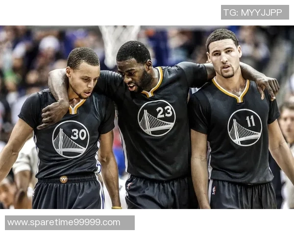 篮球明星lx的成长之路与辉煌成就揭秘，激励无数年轻球员追梦篮球之旅