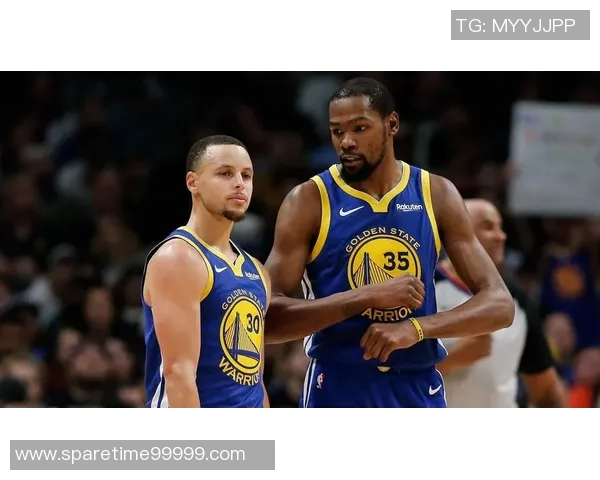 探寻UA篮球明星的成长之路与辉煌成就背后的故事与心路历程